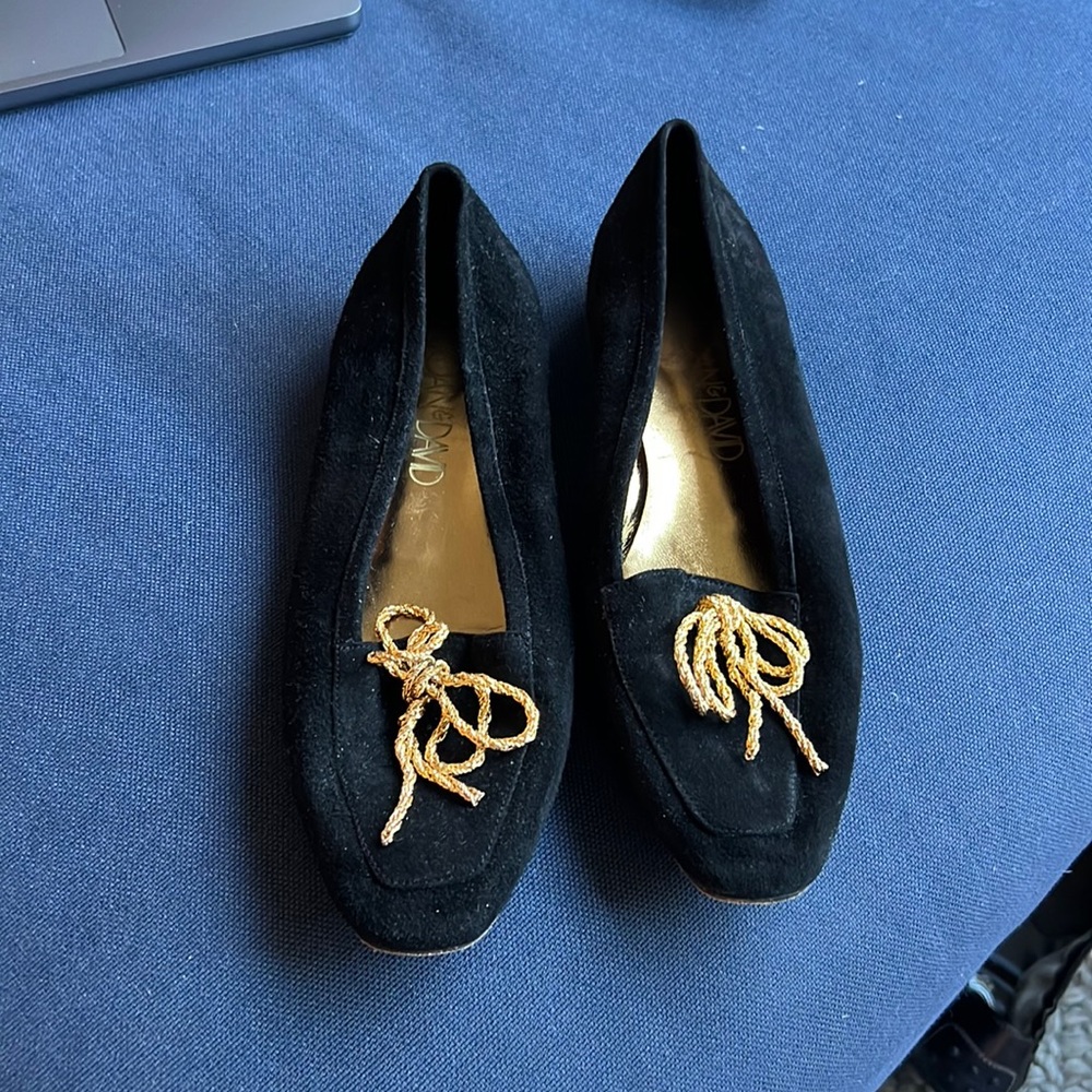 Vintage Joan & David suede ballet flats with gold chain bow